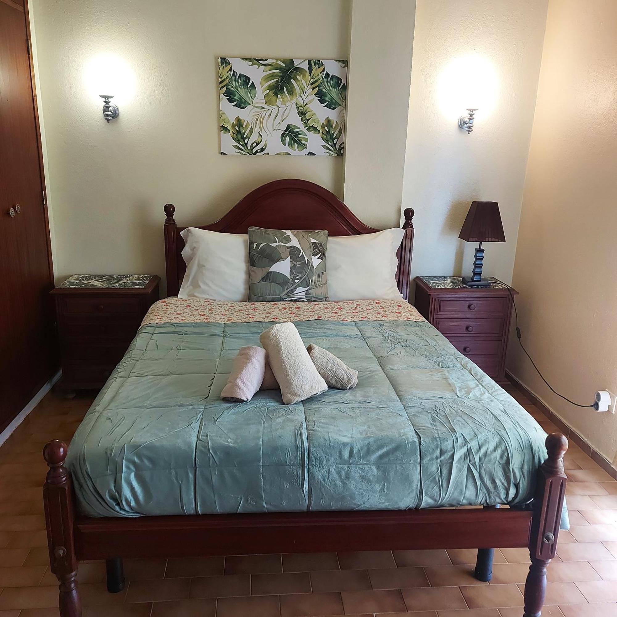 Guest House Pacifica Quarteira Zimmer foto