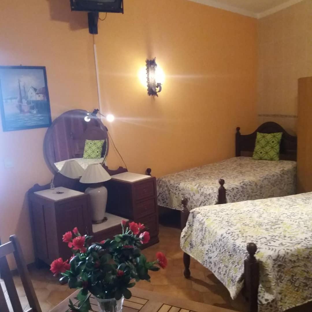 Guest House Pacifica Quarteira Zimmer foto